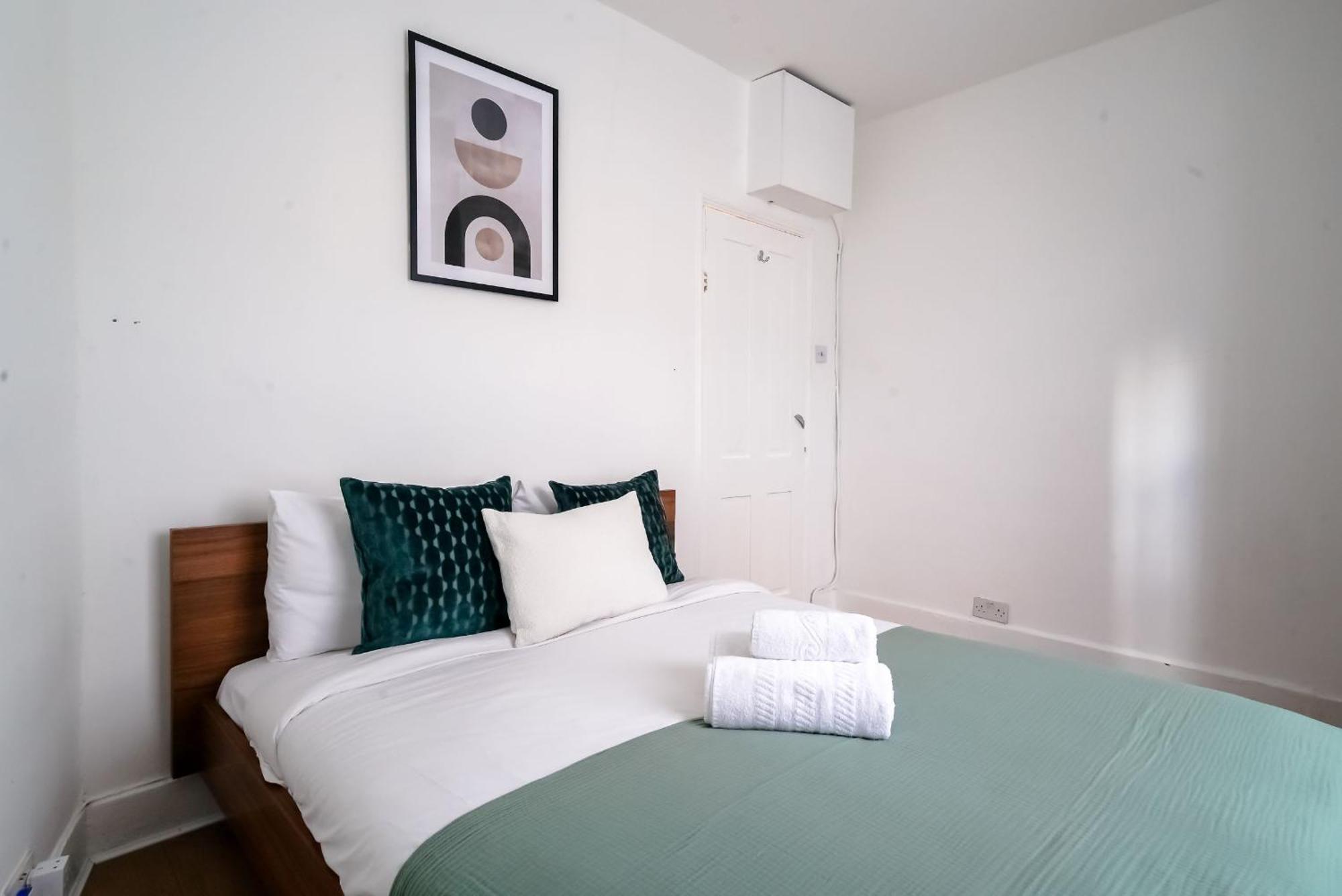 2br Near Liverpool Street - Cityapartmentstay Londra